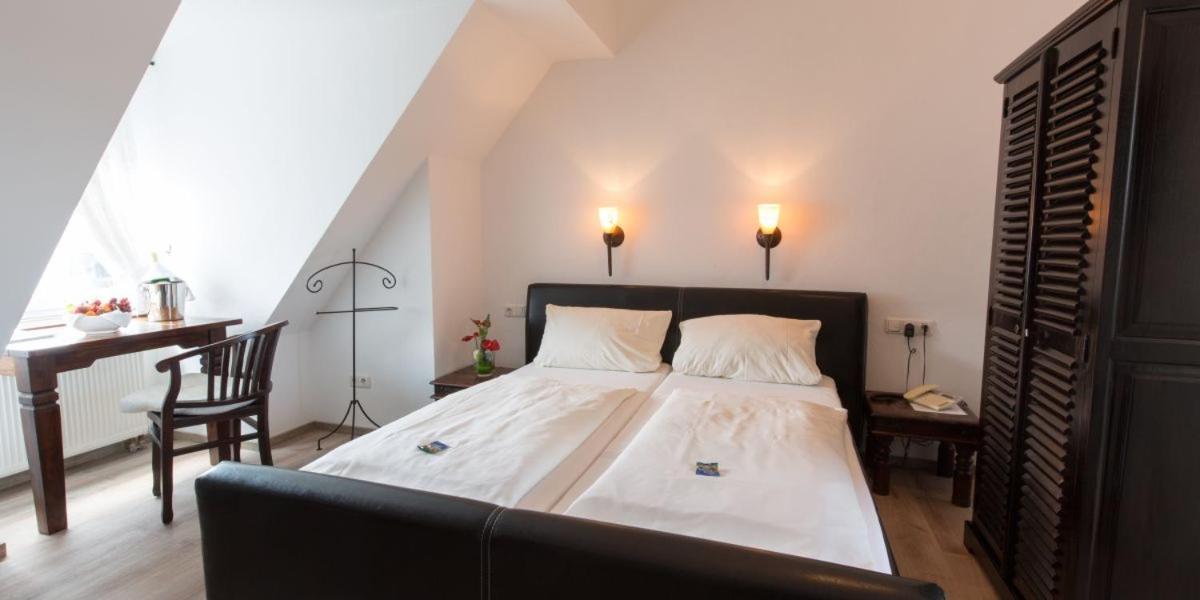 Hotel Zur Roemerbruecke Neuwied Eksteriør billede